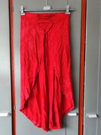 Aparte Lange Rode Rok (Maat M) - Heart - Heel Goed, Kleding | Dames, Rokken, Ophalen of Verzenden, Zo goed als nieuw, Zwart, Onder de knie