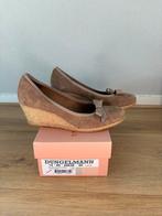 Mooie nieuwe espadrilles sleehak Gaimo maat 40 beige, Bruin, Nieuw, Ophalen of Verzenden, Espadrilles of Moccasins