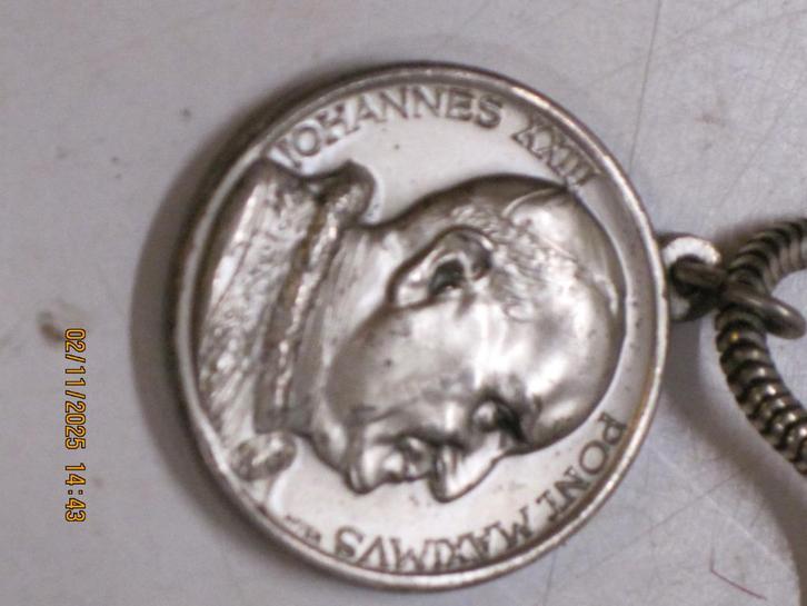 johannes 23 penning 3 cm dia religieus (361), Antiek en Kunst, Antiek | Religie, Ophalen of Verzenden