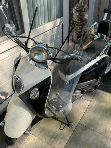La Souris Scooter. beschikbaar voor biedingen