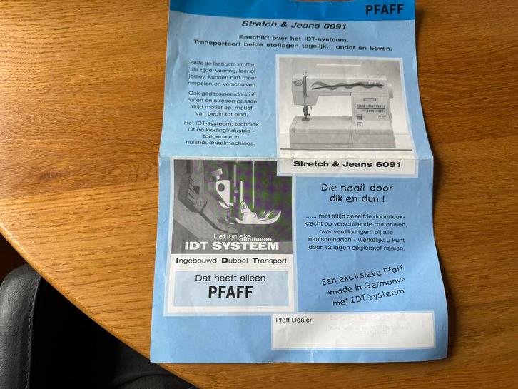 Pfaff Varimatic 6091 - Goed Onderhouden, Hobby en Vrije tijd, Naaimachines en Toebehoren, Zo goed als nieuw, Naaimachine, Pfaff