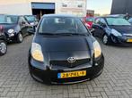 Toyota Yaris 1.3 VVTi Comfort, Voorwielaandrijving, Euro 5, 4 cilinders, Zwart