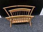 Vintage rotan kranten/ lectuur bak, Huis en Inrichting, Woonaccessoires | Krantenbakken en Lectuurbakken, Ophalen of Verzenden