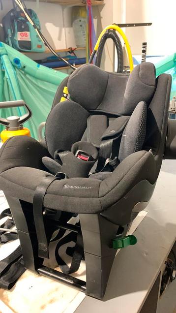 Aviognaut LEAD auto babystoel. Verhoogt, beter zicht beschikbaar voor biedingen