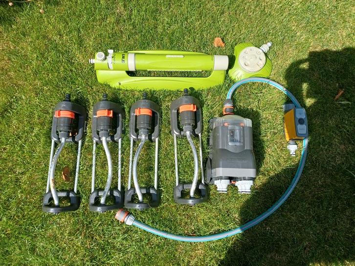 Automatisch sproeisysteem., Tuin en Terras, Tuinsproeiers, Zo goed als nieuw, Ophalen