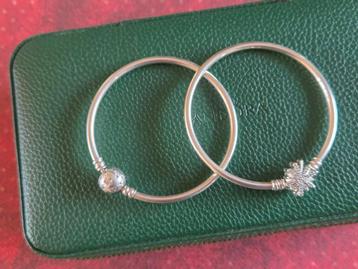 2X ZILVEREN PANDORA BANGLE  beschikbaar voor biedingen