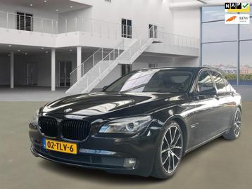 BMW 7-serie 740i HEAD-UP/MEMORY/OPEN-DAK/KEYLESS | KEURIGE A beschikbaar voor biedingen