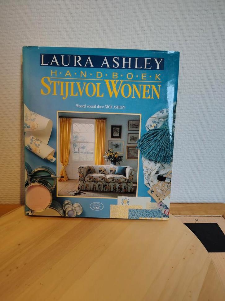 Laura Ashley Stijlvol Wonen, Boeken, Wonen en Tuinieren, Gelezen, Interieur en Design, Ophalen of Verzenden