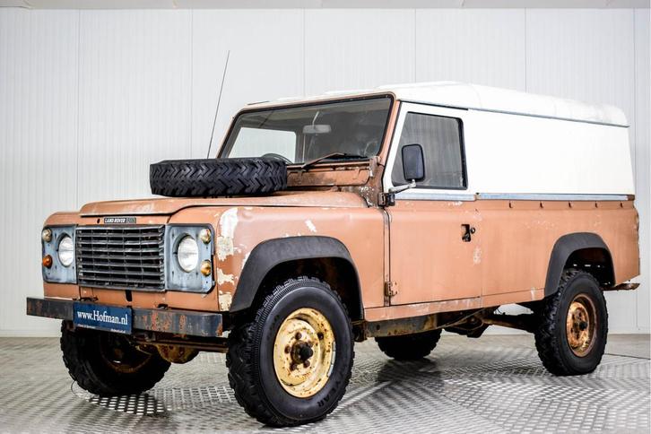 Land Rover Defender 110 2.5 D Wegenbelastingvrij (bj 1984), Auto's, Bestelauto's, Bedrijf, Te koop, Land Rover, Diesel, Handgeschakeld