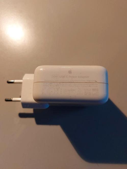 Apple 30W Usb-C Adapter incl. Laadkabel, Computers en Software, Laptop-opladers, Zo goed als nieuw, Ophalen of Verzenden