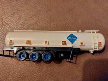 Herpa ARAL Tankoplegger 1:87 beschikbaar voor biedingen