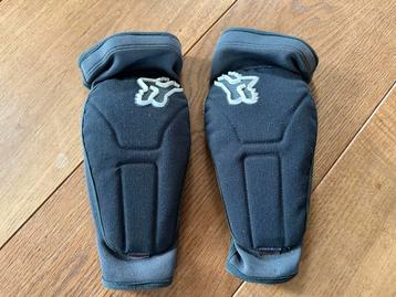 FOX Launch Enduro elleboogbeschermers beschikbaar voor biedingen