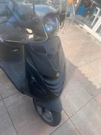 Piaggio zip 4T 2V, Fietsen en Brommers, Scooters | Piaggio, Ophalen, Zip, Zo goed als nieuw, Benzine
