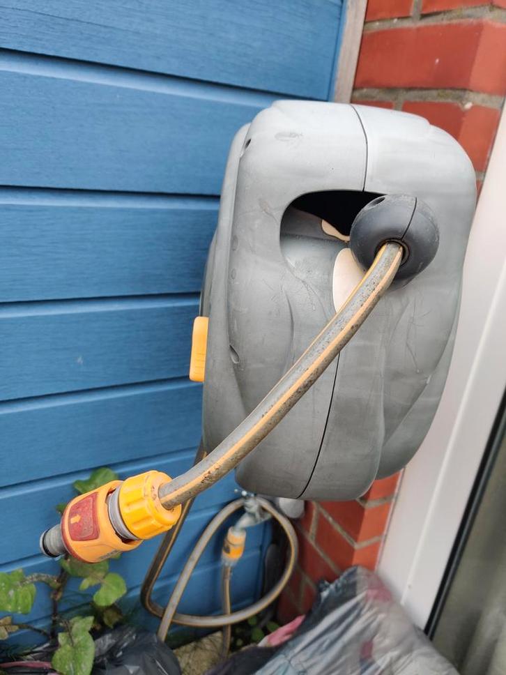 2x Hozelock wandbox 10 meter, Tuin en Terras, Tuinslangen, Gebruikt, Ophalen of Verzenden