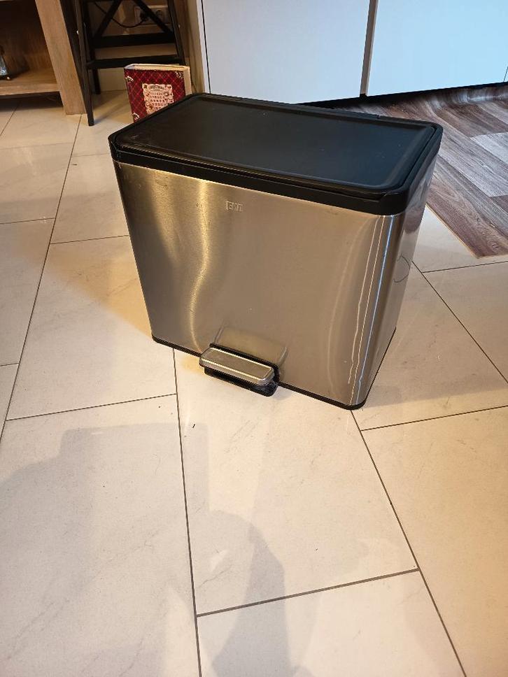 Prullenbak Eko, Huis en Inrichting, Woonaccessoires | Prullenbakken, Gebruikt, Metaal, Minder dan 50 cm, 40 liter of meer, Met pedaal