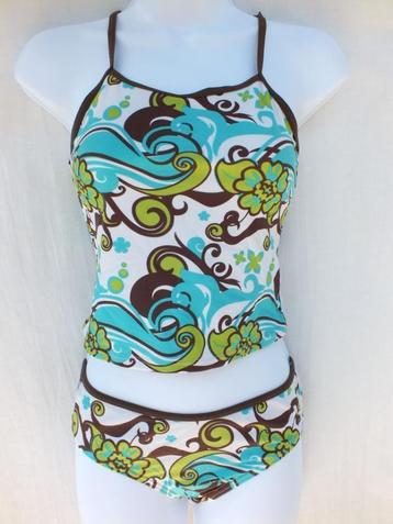 Stoere bikini met hemd. Mt XS beschikbaar voor biedingen