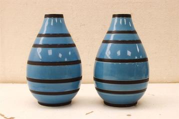 2 stuks vazen 39992 beschikbaar voor biedingen