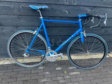 Duell Racefiets - Aluminium Frame beschikbaar voor biedingen