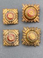 Vier Engelse officiers rangen Tria Juncta, Ophalen of Verzenden