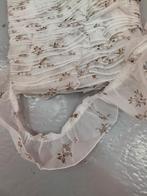 Gerimpelde Randjes met Bloemen, Wit, Nieuw, Ophalen of Verzenden, Polyester