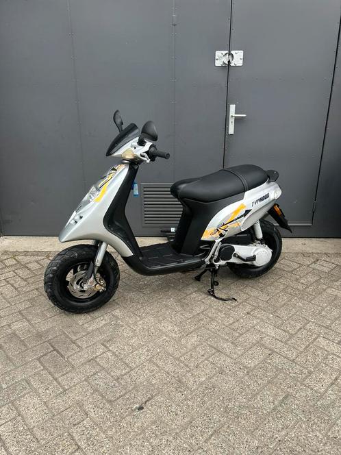 Piaggio typhoon 50cc 2 takt BROM 2007 14.000 KM SITO PLUS, Fietsen en Brommers, Scooters | Piaggio, Overige modellen, Ophalen of Verzenden
