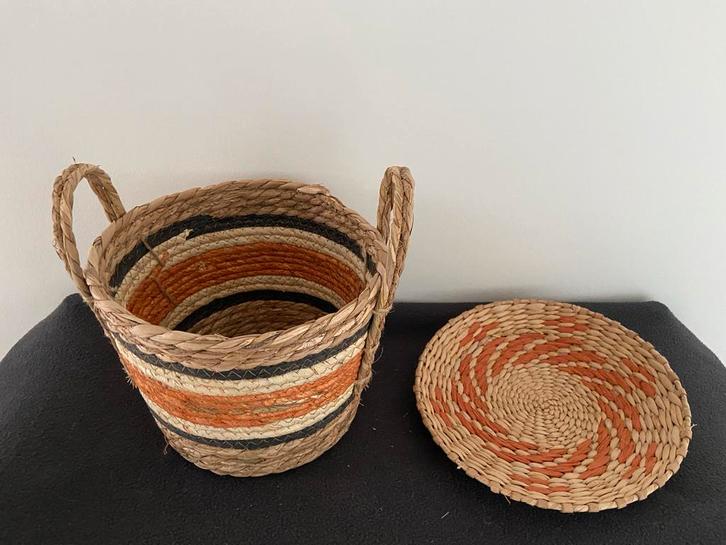 Marokkaanse Mand & Schaal van Riet, Huis en Inrichting, Woonaccessoires | Schalen en Manden, Zo goed als nieuw, Schaal, Rond, Riet