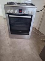 Bosch gasfornuis en oven, Ophalen, 4 kookzones, Zo goed als nieuw, Gas