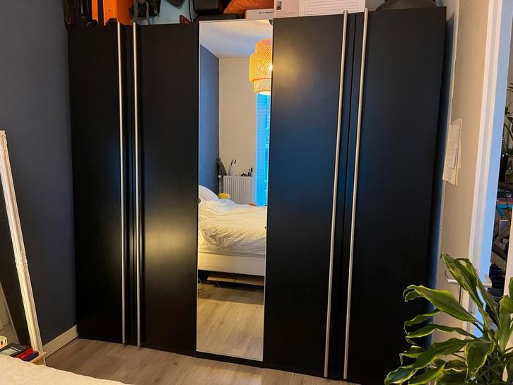 IKEA Pax kledingkast 5-deurs, 250cm breed, Huis en Inrichting, Kasten | Schoenenkasten, Zo goed als nieuw, Ophalen