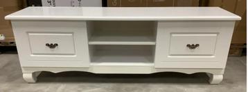 PARTIJ Citak - Eetkamertafes en TV meubels 25 stuks NIEUW beschikbaar voor biedingen