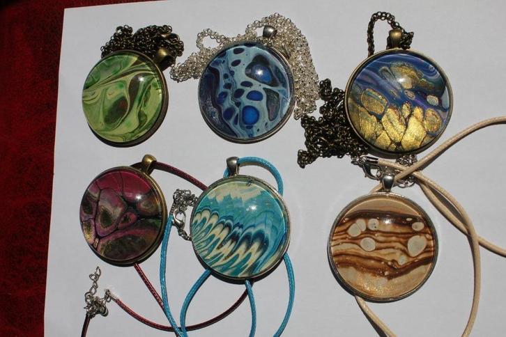 glazen hangers met acryl gietsel  cabochon (5 euro per stuk), Sieraden, Tassen en Uiterlijk, Kettinghangers, Nieuw, Overige materialen