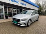 Mercedes b180 benzine bj 2020 aanbieding, Auto's, Voorwielaandrijving, 136 pk, 4 cilinders, Leder en Stof