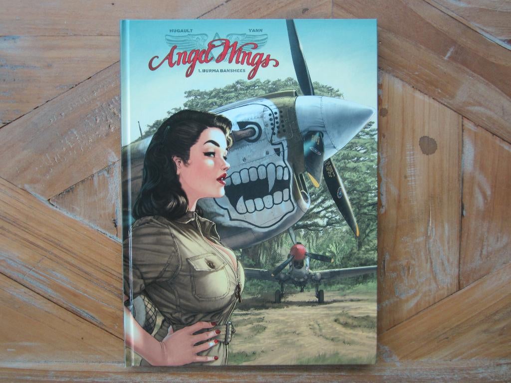 Angel Wings, HC, deel 1 in 1e druk, Huguault, Eén stripboek, Ophalen of Verzenden, Zo goed als nieuw