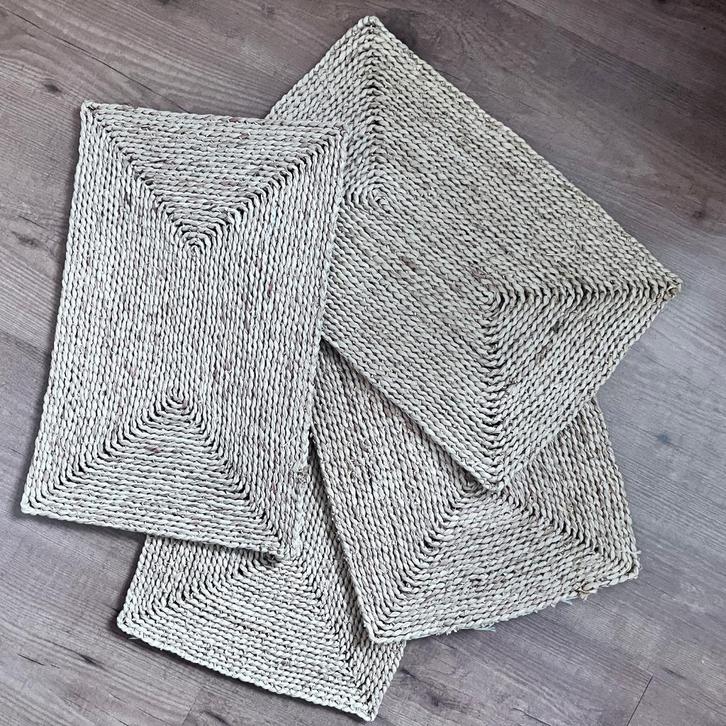 4x Placemats onderborden van zeewier zeegras 45x30cm, Huis en Inrichting, Keuken | Textiel, Zo goed als nieuw, Placemat, Beige
