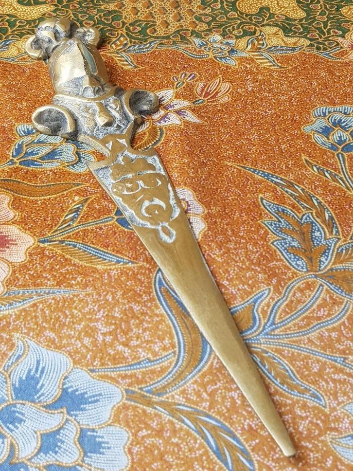 Mooie oude koperen dolk uit Engeland 34,6 cm., Antiek en Kunst, Antiek | Koper en Brons, Koper, Ophalen of Verzenden