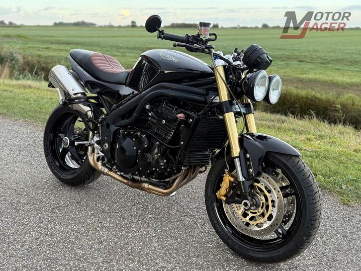 2x TRIUMPH SPEED TRIPLE 1050 in topstaat ( street triple ), Motoren, Motoren | Triumph, Bedrijf, Naked bike, meer dan 35 kW, 3 cilinders