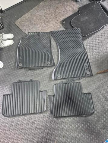 Rubber matten Audi A4 originele set nieuw beschikbaar voor biedingen