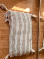 2 Nieuwe kussen met franjers, Ophalen of Verzenden, Nieuw, Vierkant