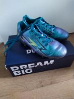 DREAM BIG Dutchy Voetbalschoenen - Maat 34, Ophalen of Verzenden, Gebruikt, Schoenen