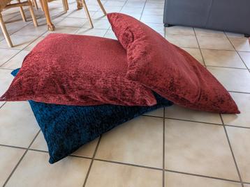 Woonkussens beschikbaar voor biedingen