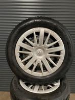Originele Renault Captur 1 winterbanden set., Auto-onderdelen, Banden en Velgen, 16 inch, Banden en Velgen, Personenwagen, 205 mm
