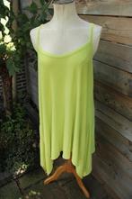 Top groen Magna mt 44-46 Vaste prijs OPRUIMING, Kleding | Dames, Tops, Maat 42/44 (L), Ophalen of Verzenden, Zonder mouw, Groen