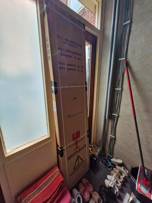 glazen douchewand met muurprofiel, Doe-het-zelf en Verbouw, Glas en Ramen, Nieuw, Glasplaat, 160 cm of meer, Veiligheidsglas, Ophalen