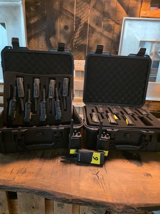 • Motorola XT420 Portofoons – Te huur per dag, weekend of we, Telecommunicatie, Portofoons en Walkie-talkies, Zo goed als nieuw