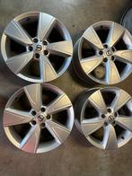 ORIGINELE 17" VOLVO XC40 VELGEN IN ZEER GOEDE STAAT, Auto-onderdelen, Banden en Velgen, Ophalen of Verzenden, Gebruikt, Personenwagen