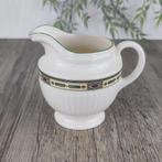 Wedgwood Carlton Melk- / Roomkannetje groot, Antiek en Kunst, Ophalen of Verzenden