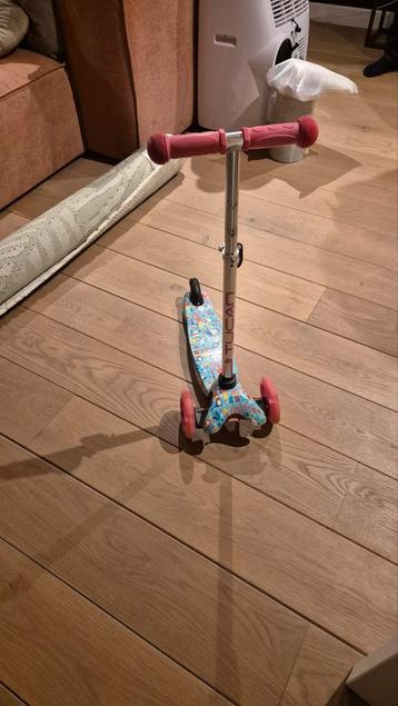 Verstelbare kinderstep  beschikbaar voor biedingen