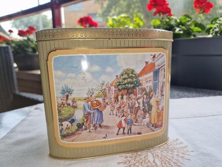 Blik Hofnar Bouquet, Valkenswaard, vertelplaat C. Jetsers, Verzamelen, Blikken, Zo goed als nieuw, Overige, Overige merken, Ophalen of Verzenden