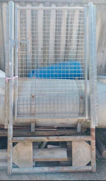 Gegalvaniseerde Poort - Stevig en Duurzaam beschikbaar voor biedingen