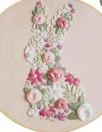 Nieuwe borduurpakket konijn met bloemen, Ophalen, Nieuw, Borduurpakket