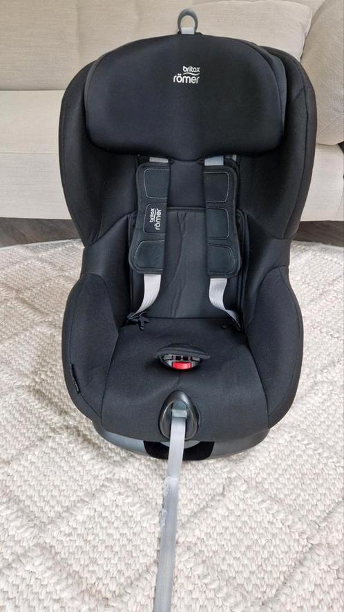 Autostoel Britax Römer Trifix 2 i-Size zwart, Kinderen en Baby's, Autostoeltjes, Zo goed als nieuw, Romer, 15 t/m 36 kg, Isofix